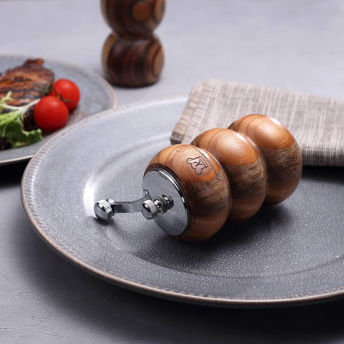 Salero y Molinillo de Pimienta – Set de 2 de Madera de Acacia